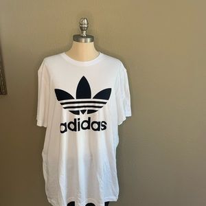 Adidas Unisex T-shirt